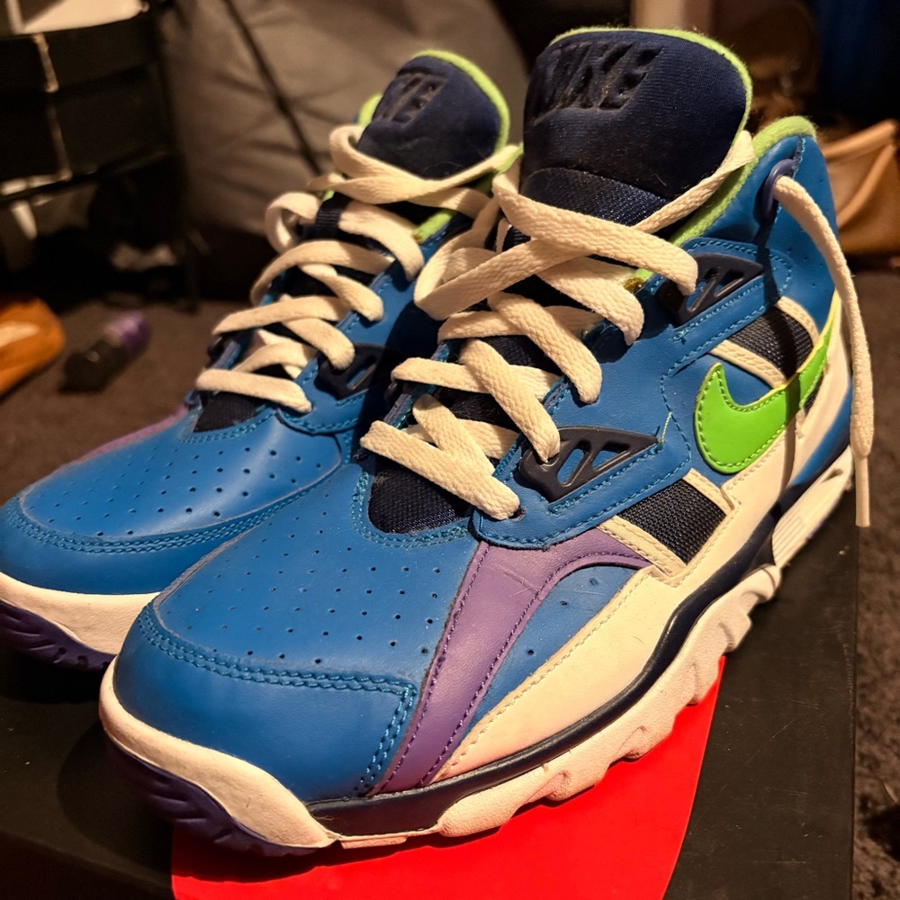 Women’s Nike Blue & Green Athletic Sneakers